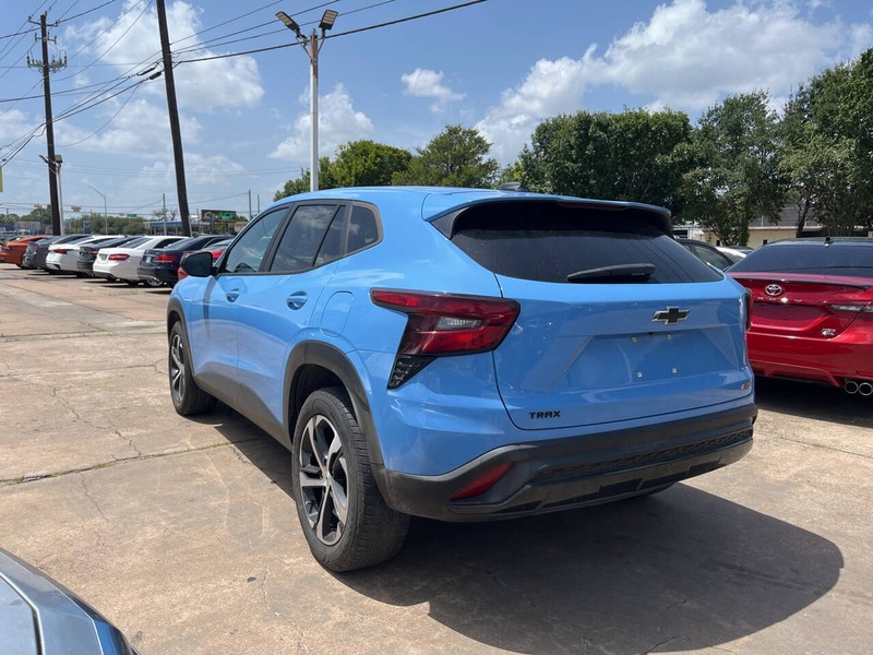 Chevrolet Trax Vehicle Image 03