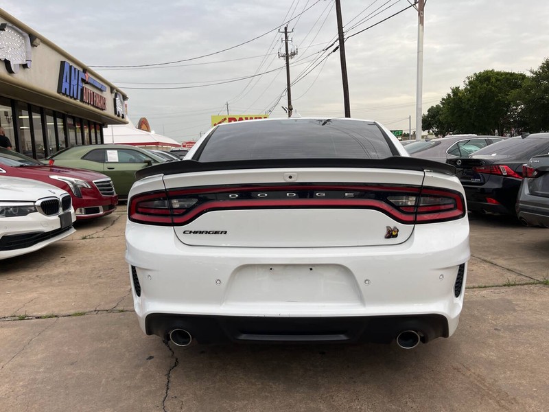 Dodge Charger Vehicle Image 04