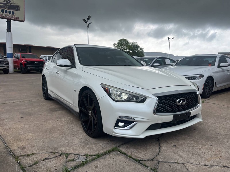 INFINITI Q50 Vehicle Image 06