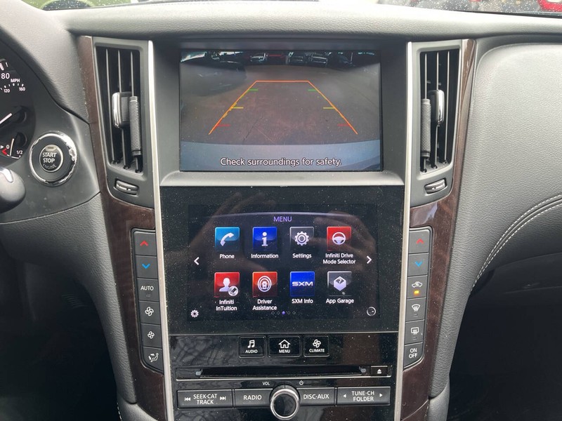 INFINITI Q50 Vehicle Image 12