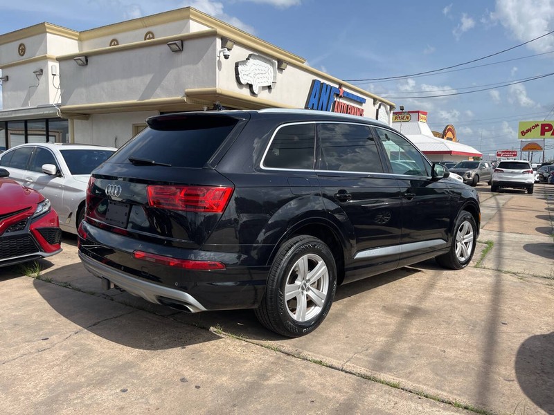 Audi Q7 Vehicle Image 05