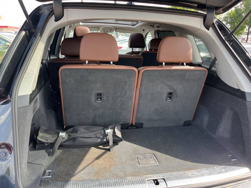 Audi Q7 Vehicle Image 11