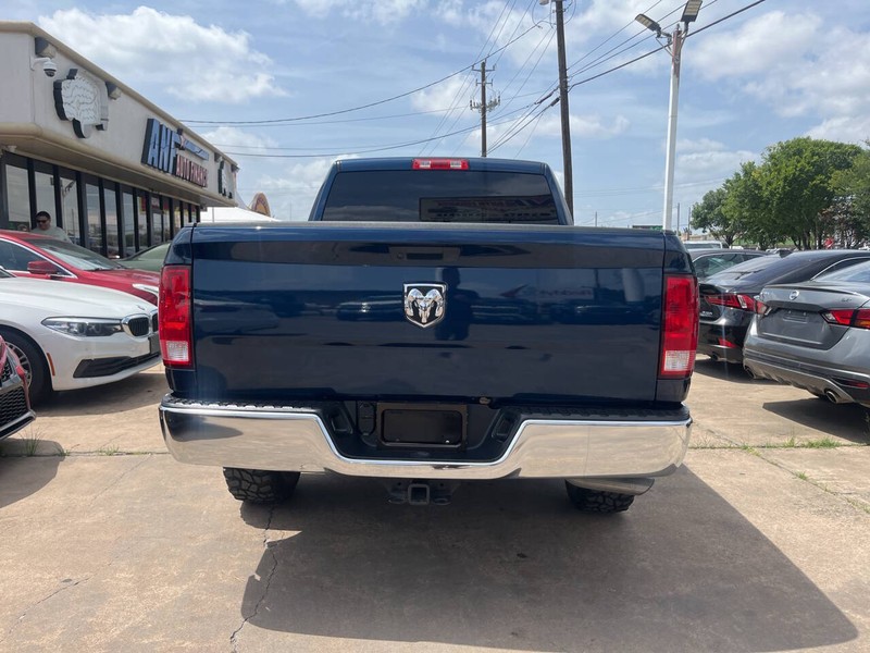 Ram 1500 Classic Vehicle Image 04