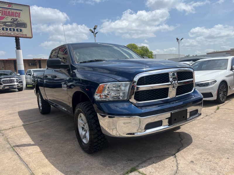 Ram 1500 Classic Vehicle Image 06