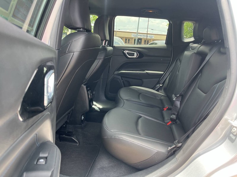 Jeep Compass Vehicle Image 08