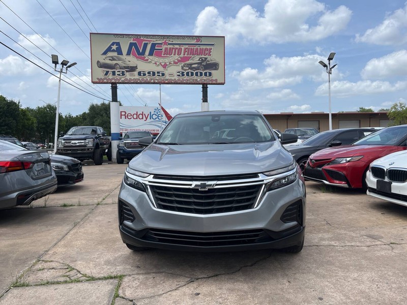 Chevrolet Equinox Vehicle Image 02