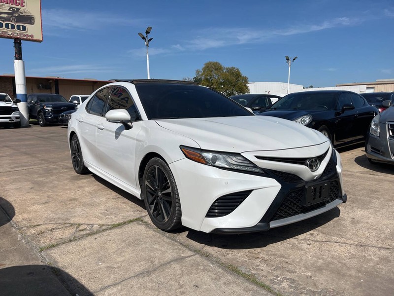Toyota Camry Vehicle Image 06