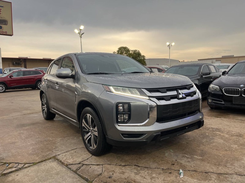 Mitsubishi Outlander Sport Vehicle Image 06