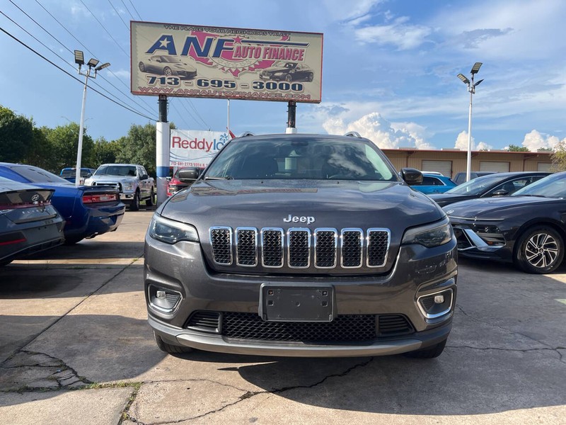 Jeep Cherokee Vehicle Image 02