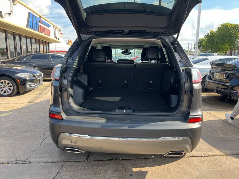 Jeep Cherokee Vehicle Image 09
