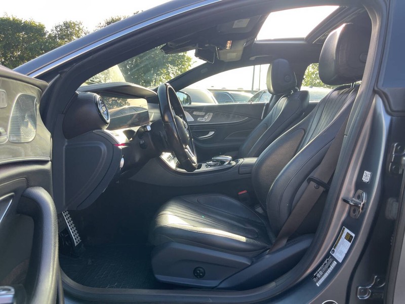 Mercedes-Benz CLS Vehicle Image 07