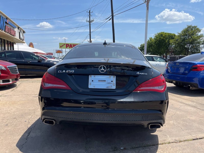 Mercedes-Benz CLA Vehicle Image 04