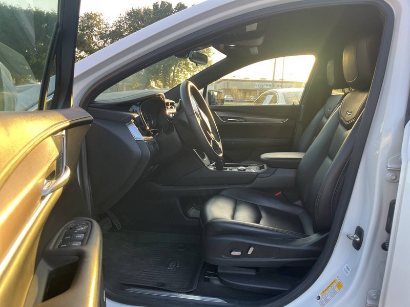 Cadillac XT5 Vehicle Image 07