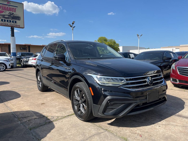 Volkswagen Tiguan Vehicle Image 06