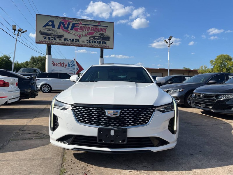 Cadillac CT4 Vehicle Image 02