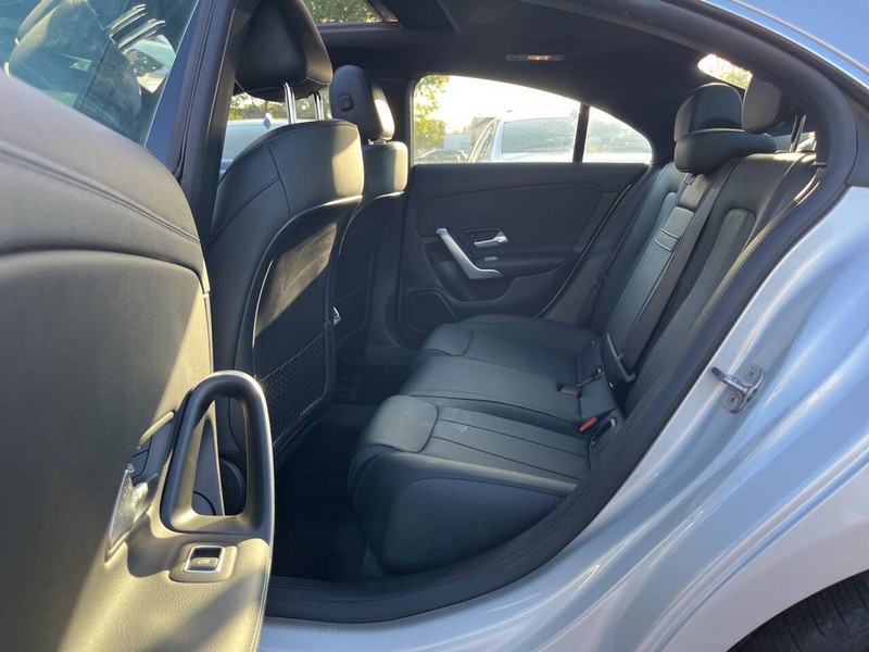 Mercedes-Benz CLA Vehicle Image 08