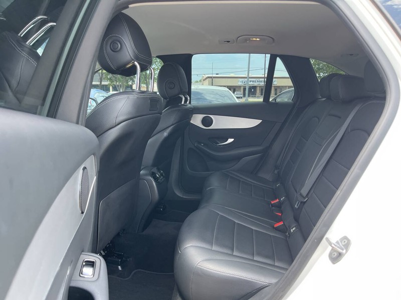 Mercedes-Benz GLC Vehicle Image 08