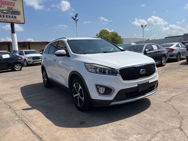 Kia Sorento Vehicle Image 06