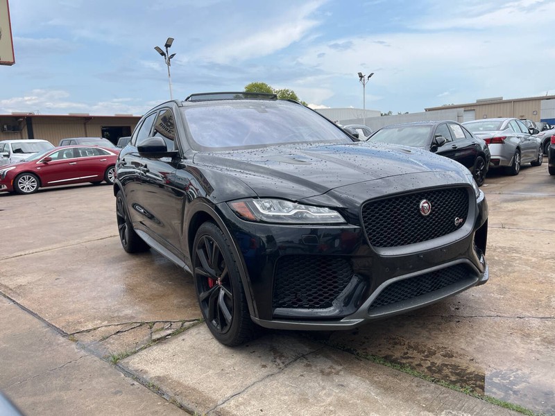 Jaguar F-PACE Vehicle Image 07
