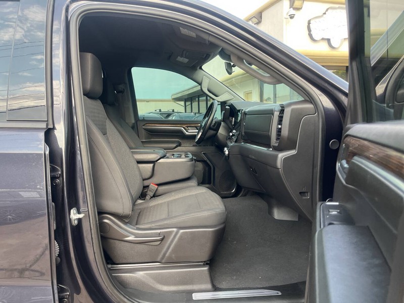 GMC Sierra 1500 Vehicle Image 11