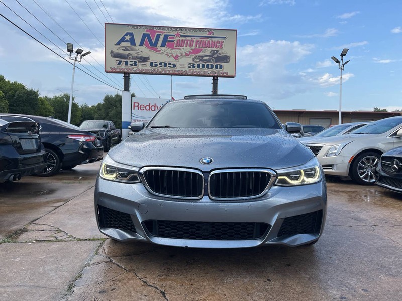 BMW 6 Series Vehicle Image 02