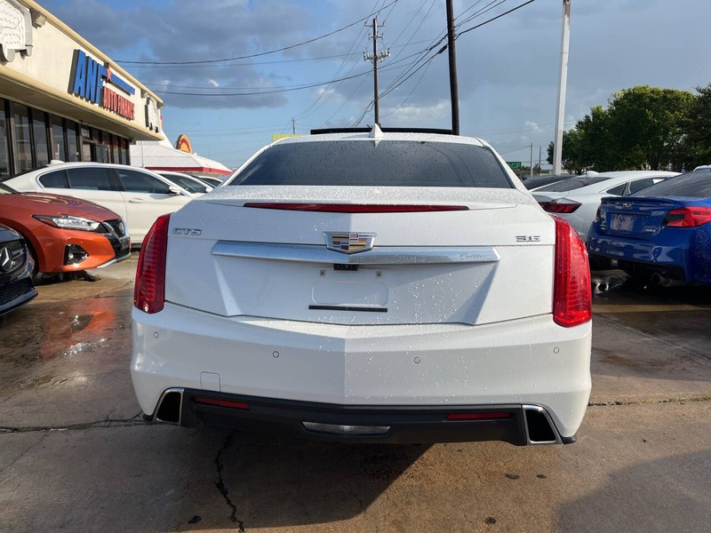 Cadillac CTS Vehicle Image 04