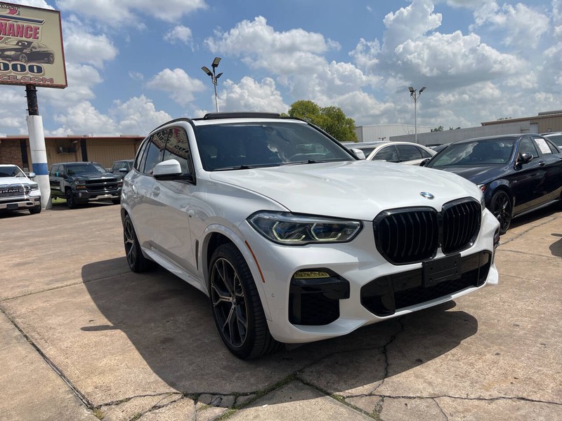 BMW X5 Vehicle Image 06