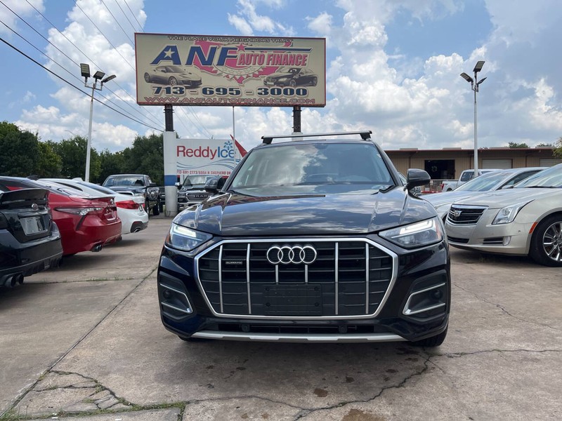 Audi Q5 Vehicle Image 02