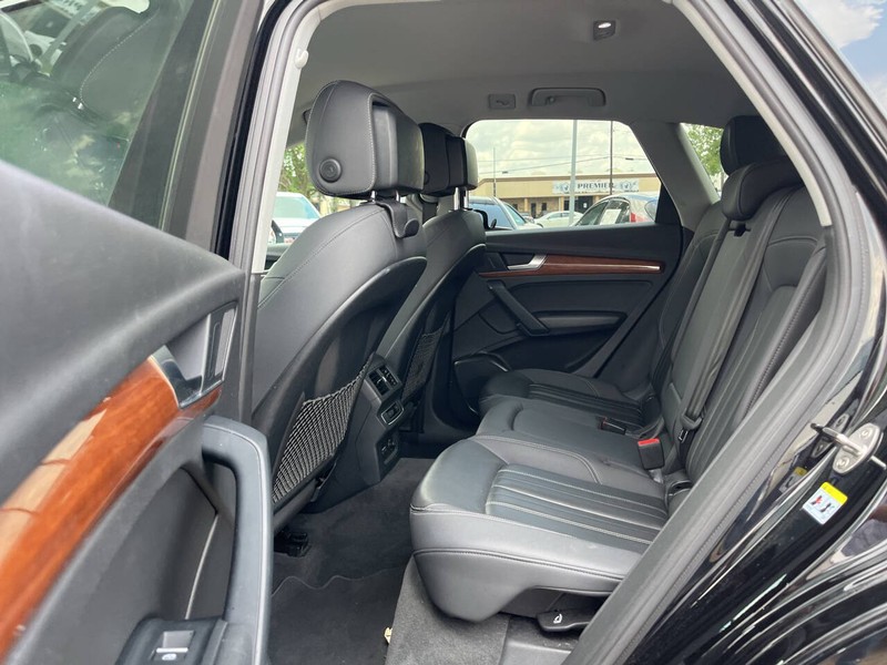 Audi Q5 Vehicle Image 08