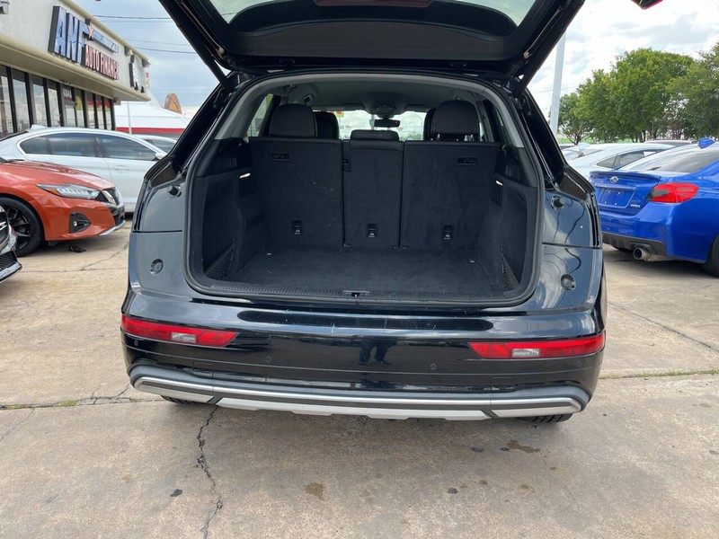 Audi Q5 Vehicle Image 09