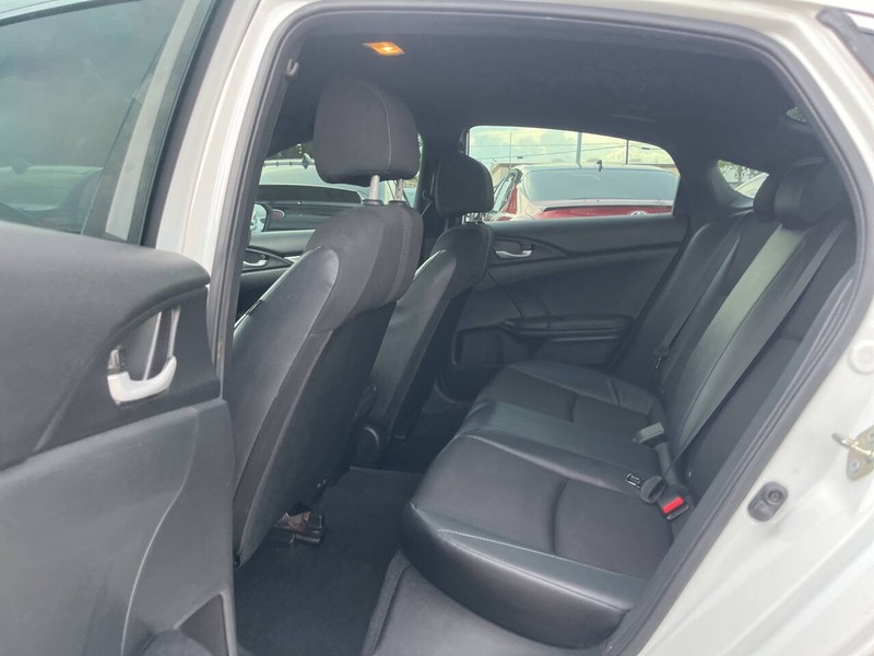 Honda Civic Vehicle Image 11