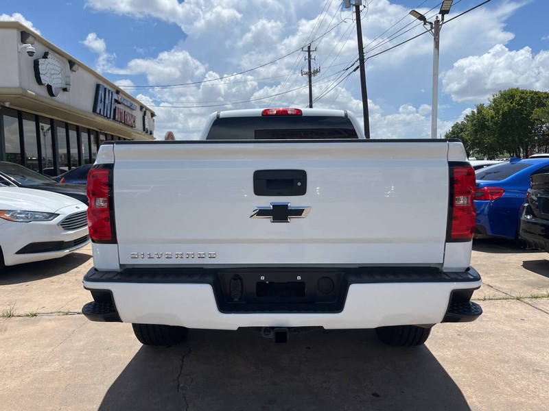 Chevrolet Silverado 1500 Vehicle Image 05