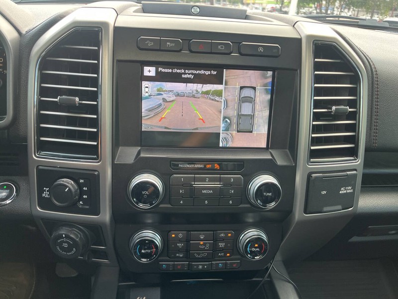 Ford F-150 Vehicle Image 12