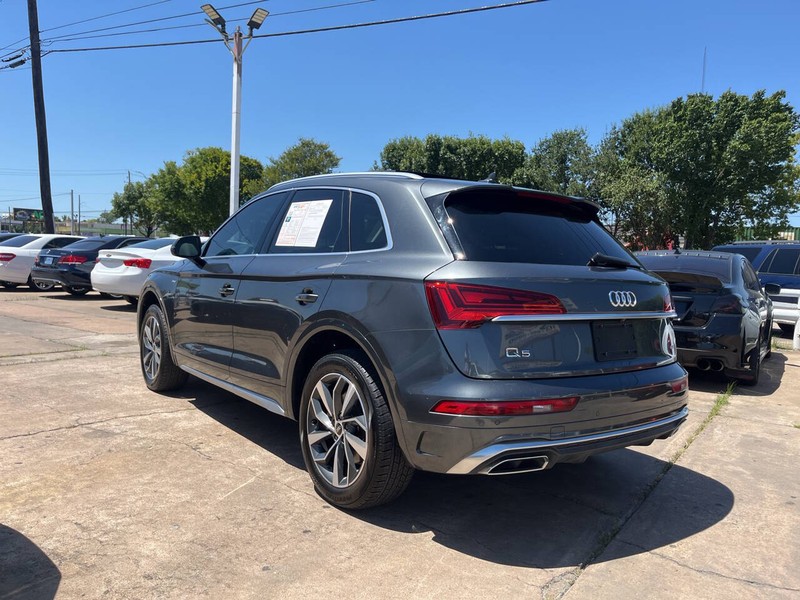 Audi Q5 Vehicle Image 03