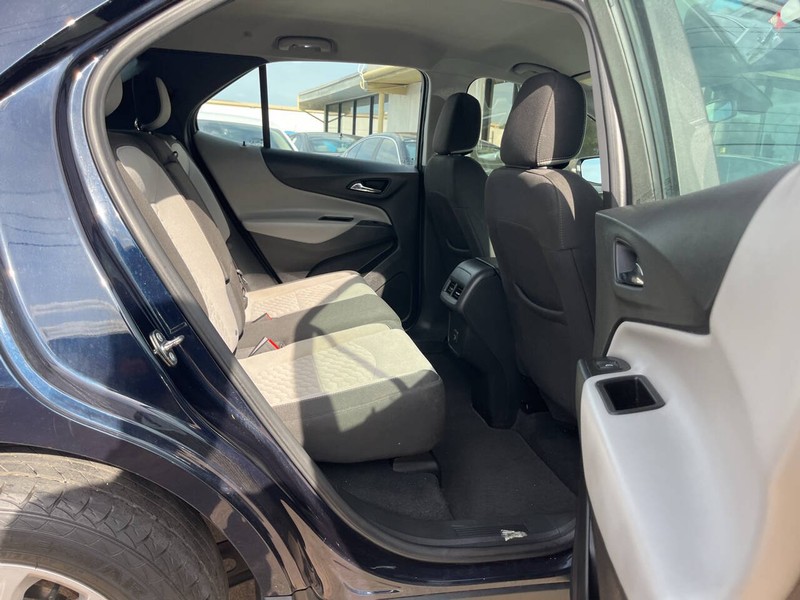 Chevrolet Equinox Vehicle Image 10