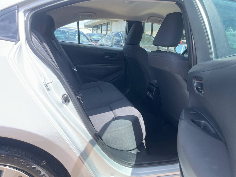Toyota Corolla Vehicle Image 10
