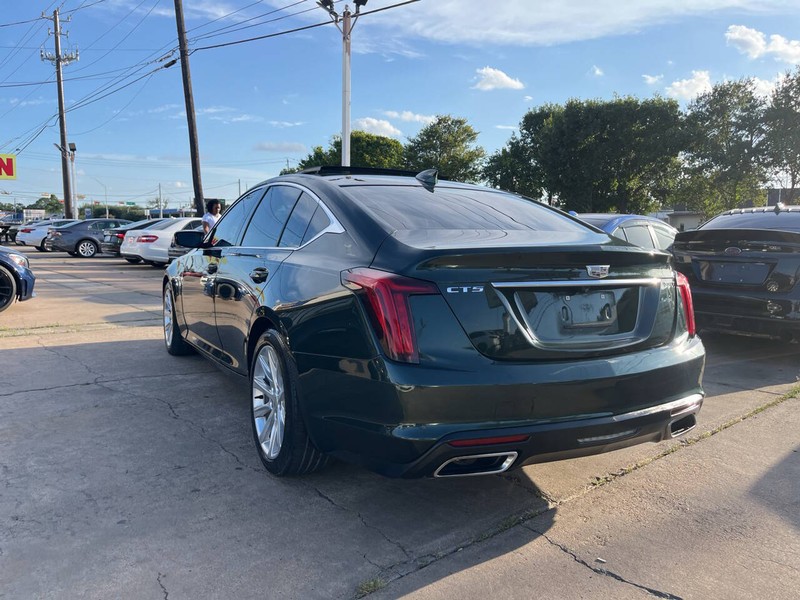 Cadillac CT5 Vehicle Image 03