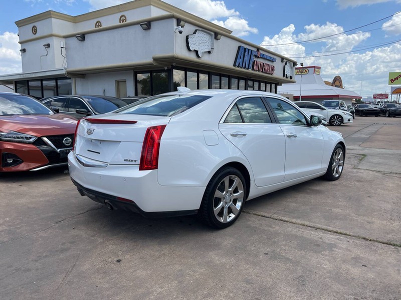 Cadillac ATS Sedan Vehicle Image 05