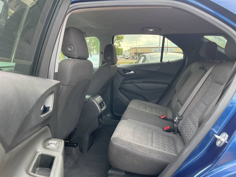 Chevrolet Equinox Vehicle Image 08