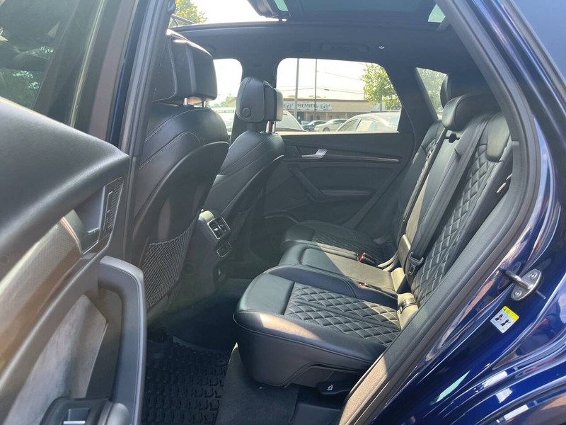 Audi SQ5 Vehicle Image 08