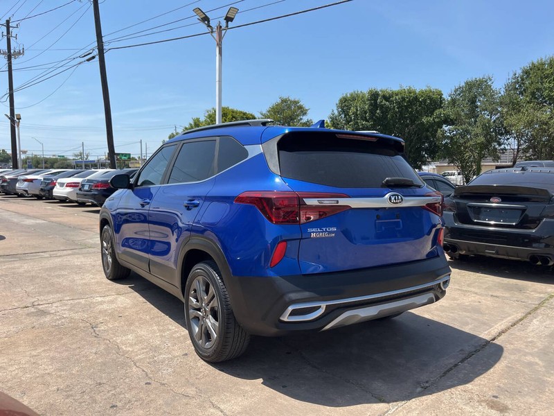 Kia Seltos Vehicle Image 03