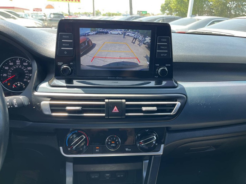 Kia Seltos Vehicle Image 12