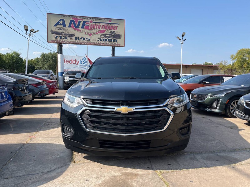 Chevrolet Traverse Vehicle Image 02