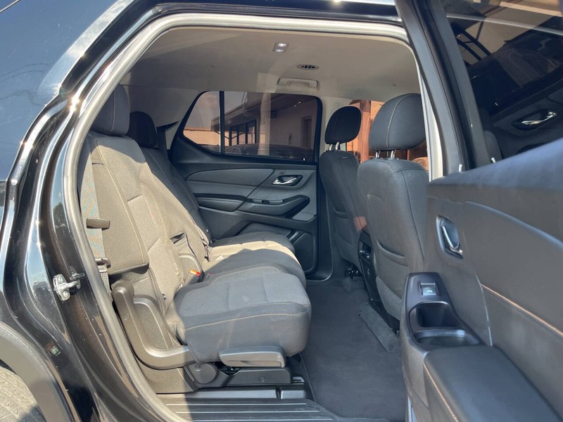 Chevrolet Traverse Vehicle Image 11
