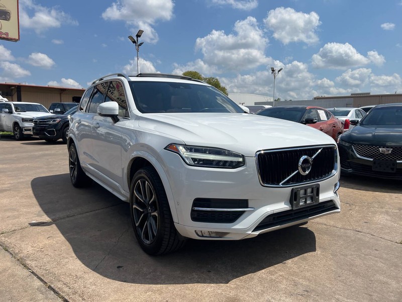Volvo XC90 Vehicle Image 06