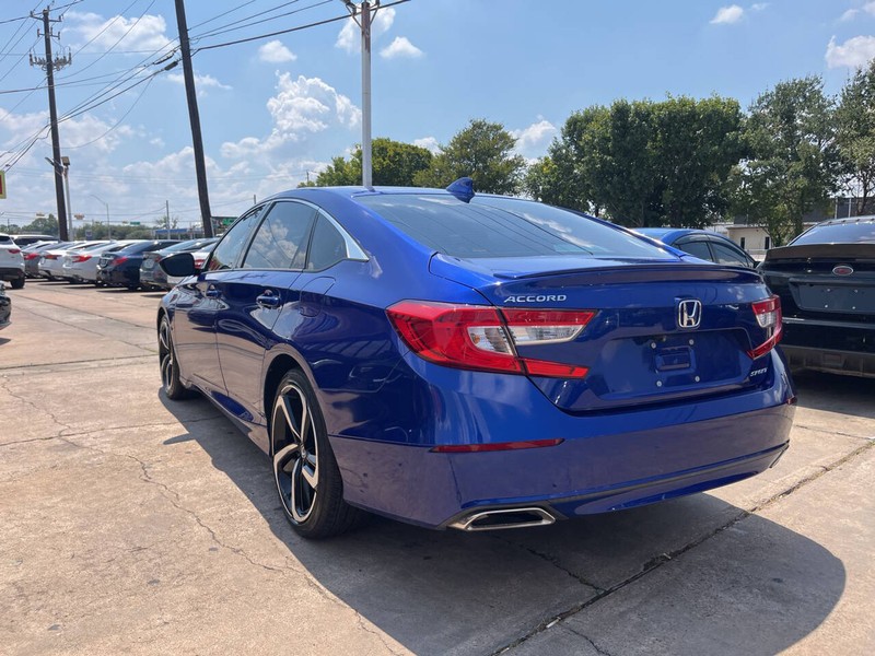 Honda Accord Sedan Vehicle Image 03