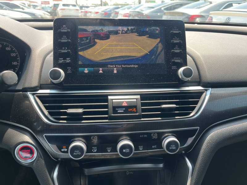 Honda Accord Sedan Vehicle Image 13