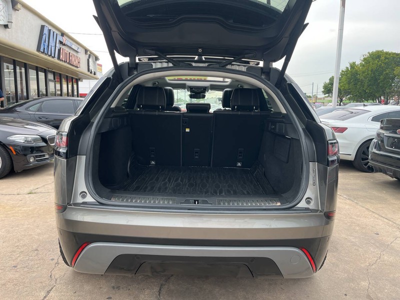 Land Rover Range Rover Velar Vehicle Image 09