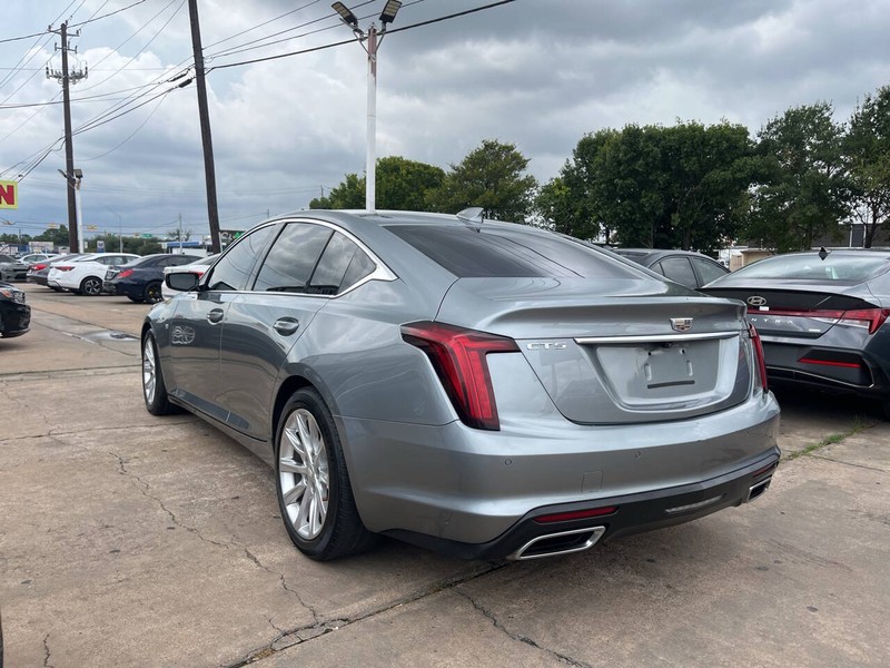 Cadillac CT5 Vehicle Image 03