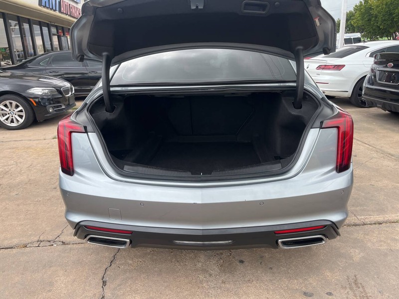 Cadillac CT5 Vehicle Image 09